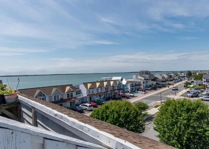 Breezy Point 302 Holiday home