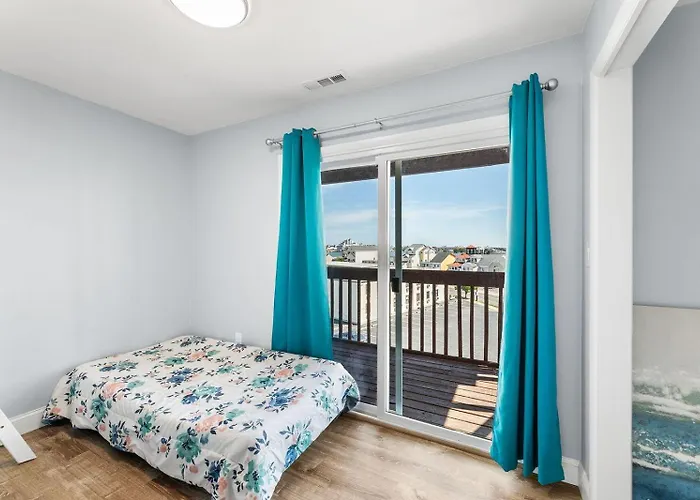 Breezy Point 302 *