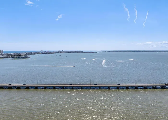 Breezy Point 302